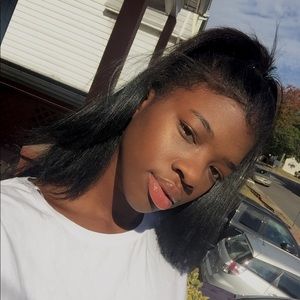 Meet your Posher, Jada